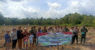 Dukung Swasembada Pangan, Polsek Dusun Timur Gelar Penanaman Jagung Kuartal II di Desa Murutuwu