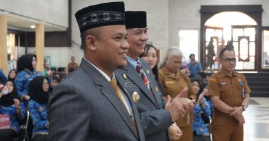 Ketua DPRD Barito Timur Dorong 212 PNS Baru Berikan Pelayanan Publik yang Berkualitas