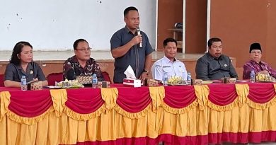 Warga Dapil III Keluhkan Jalan Rusak dan Minimnya Fasilitas Publik Saat Reses DPRD Bartim
